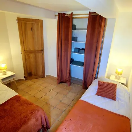 Apartment Levant Des Templiers, 2 Chambres, Vue Mer, Centre Historique